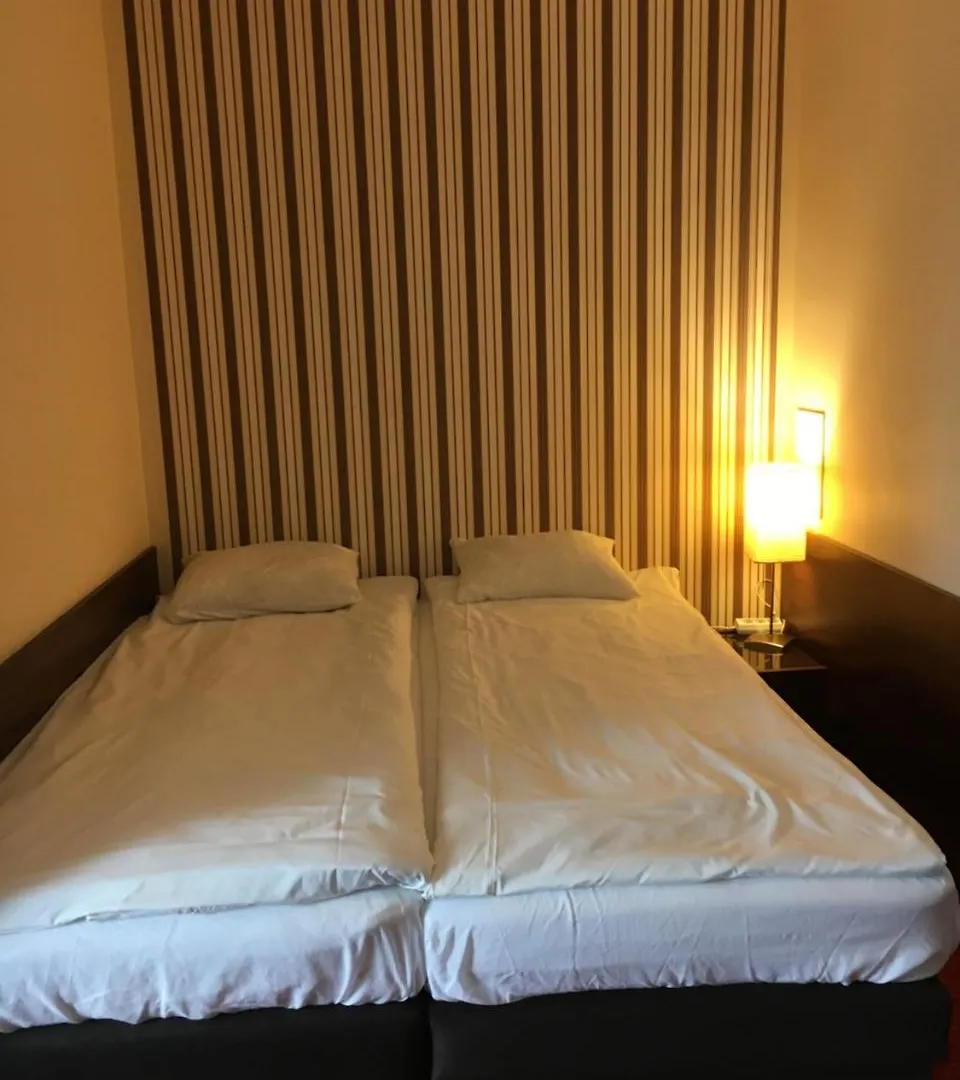 Villa Ventana Poznan City Free Parking Sniadanie W Cenie Bed & Breakfast